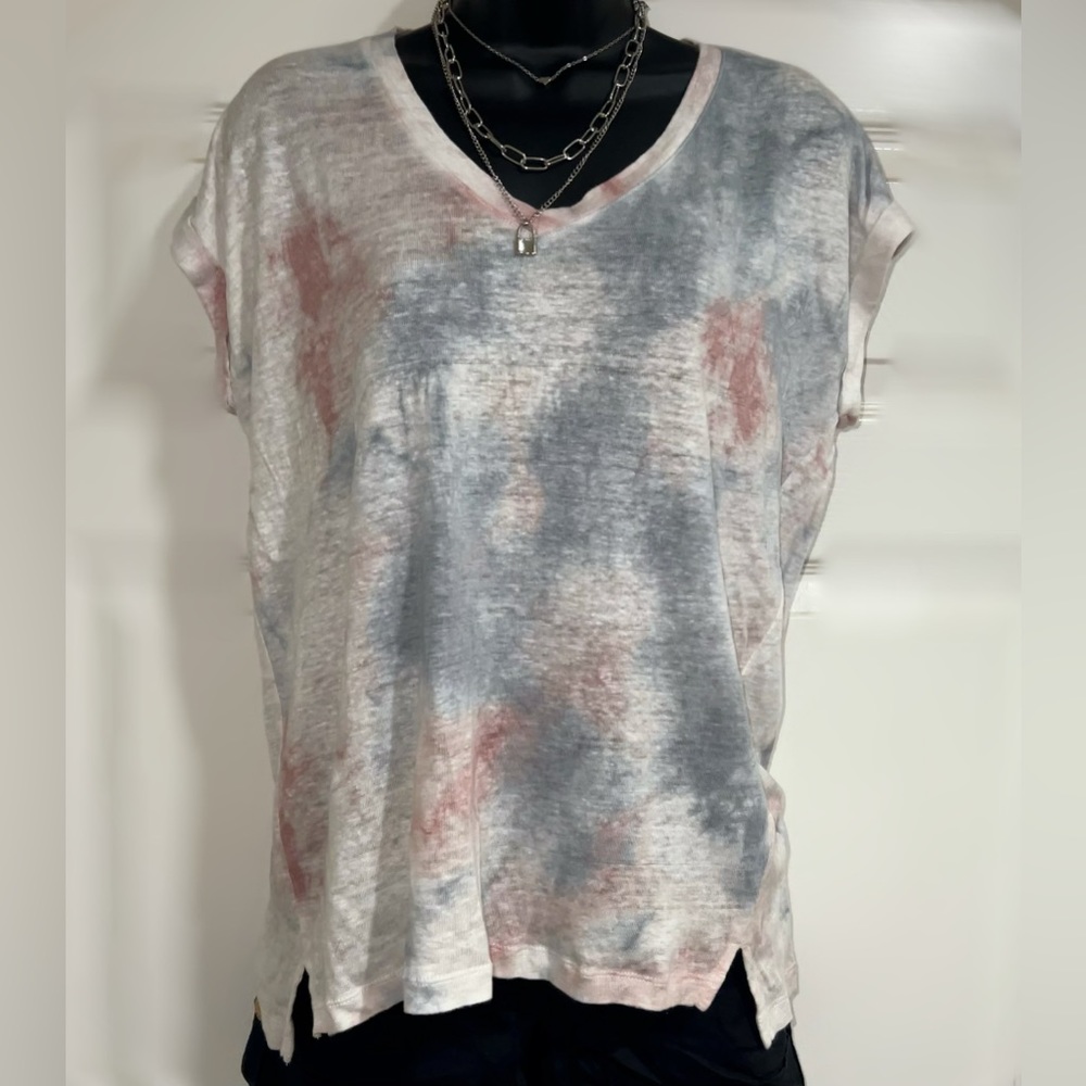 Women’s Cynthia Rowley tie dye short sleeve linen top. Cuff sleeves.  Size S